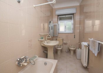 Bagno - Appartamento Via Romano
 
2, Caltagirone - foto 7