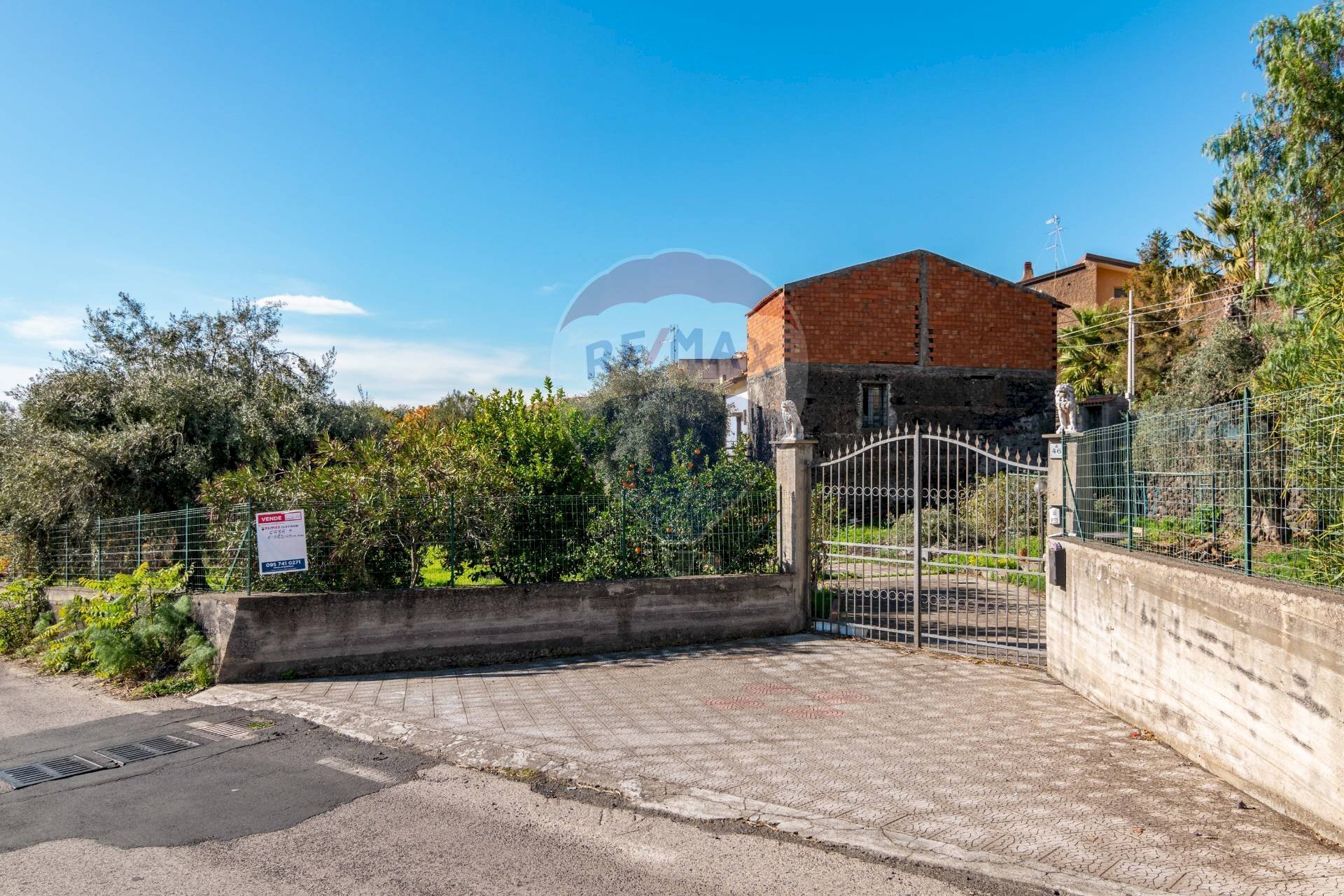 Ingresso giardino - Casa indipendente via nicolosi
 
8, Ragalna - foto 1