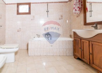 Bagno - Casa indipendente via nicolosi
 
8, Ragalna - foto 22