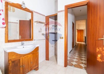 Bagno - Casa indipendente via nicolosi
 
8, Ragalna - foto 23