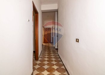 Corridoio - Casa indipendente via nicolosi
 
8, Ragalna - foto 24