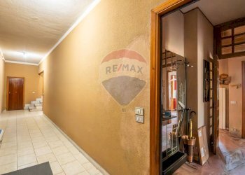 Hall / corridoio - Appartamento Via Roma
 
321, Caltagirone - foto 7