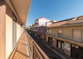Balcone - Trilocale Via Sant'Antonio Abate
 
54, Misterbianco - foto 15