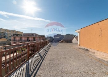 Terrazza - Trilocale Via Sant'Antonio Abate
 
54, Misterbianco - foto 22