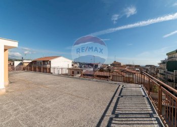 Terrazza - Trilocale Via Sant'Antonio Abate
 
54, Misterbianco - foto 24