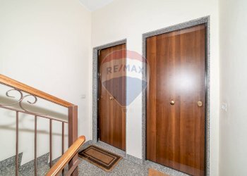 Hall / corridoio - Trilocale Via Sant'Antonio Abate
 
54, Misterbianco - foto 25