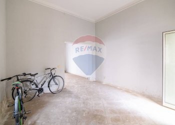 Stanza vuota - Locale Commerciale Via Etna
 
9, San Giovanni la Punta - foto 5