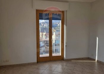 Stanza vuota - Appartamento Via Maria Gianni
 
30, Catania - foto 25