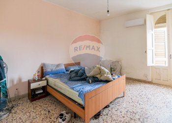 Camera / camera da letto - Quadrilocale Via Marina
 
102, Fiumefreddo di Sicilia - foto 2