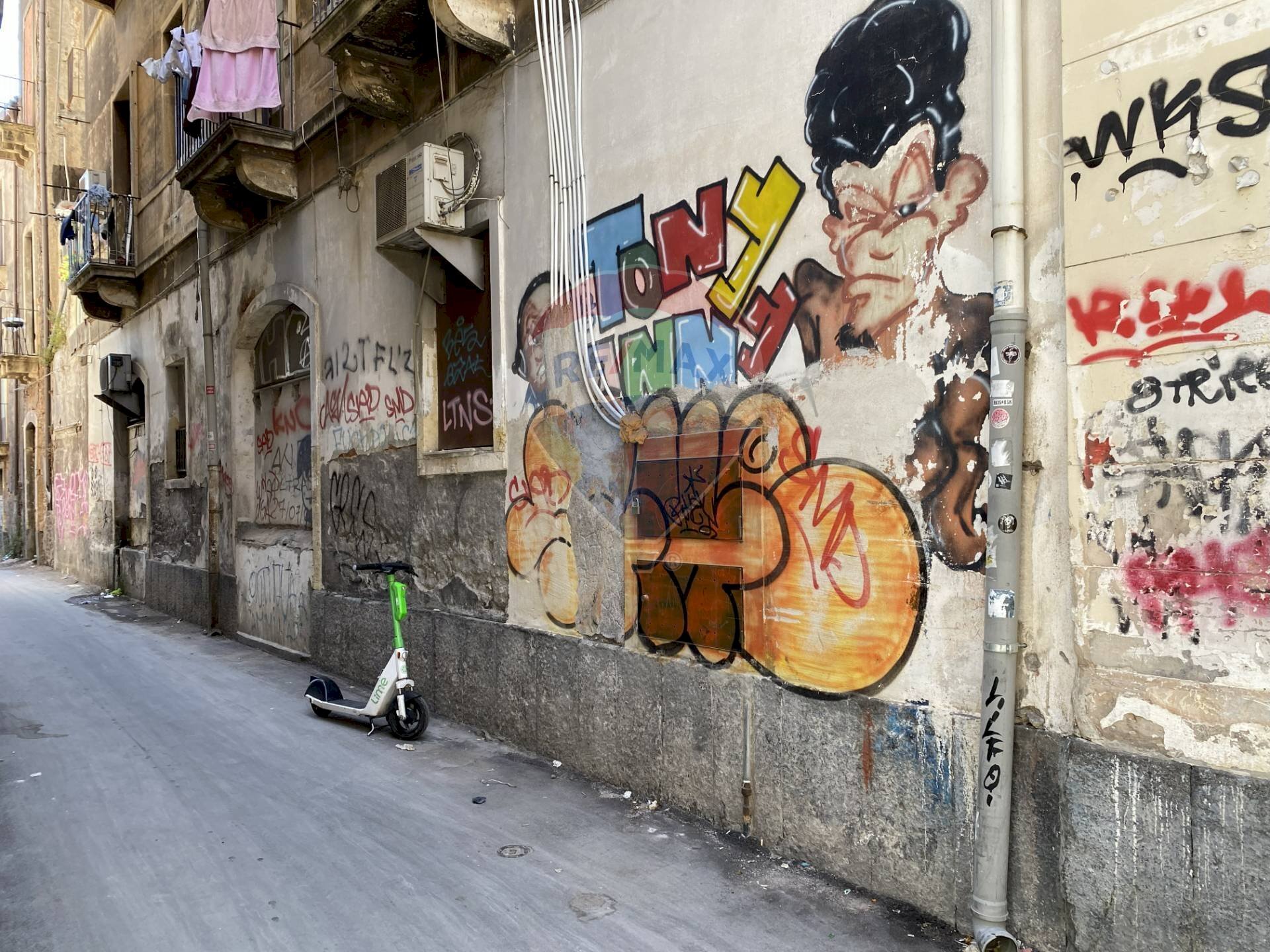 Edificio all\'aperto - Locale Commerciale Via Gemmellaro
 
10, Catania - foto 3