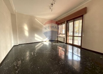 Soggiorno - Quadrilocale Via Matteotti
 
36, Arese - foto 2