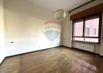 Camera - Quadrilocale Via Matteotti
 
36, Arese - foto 19