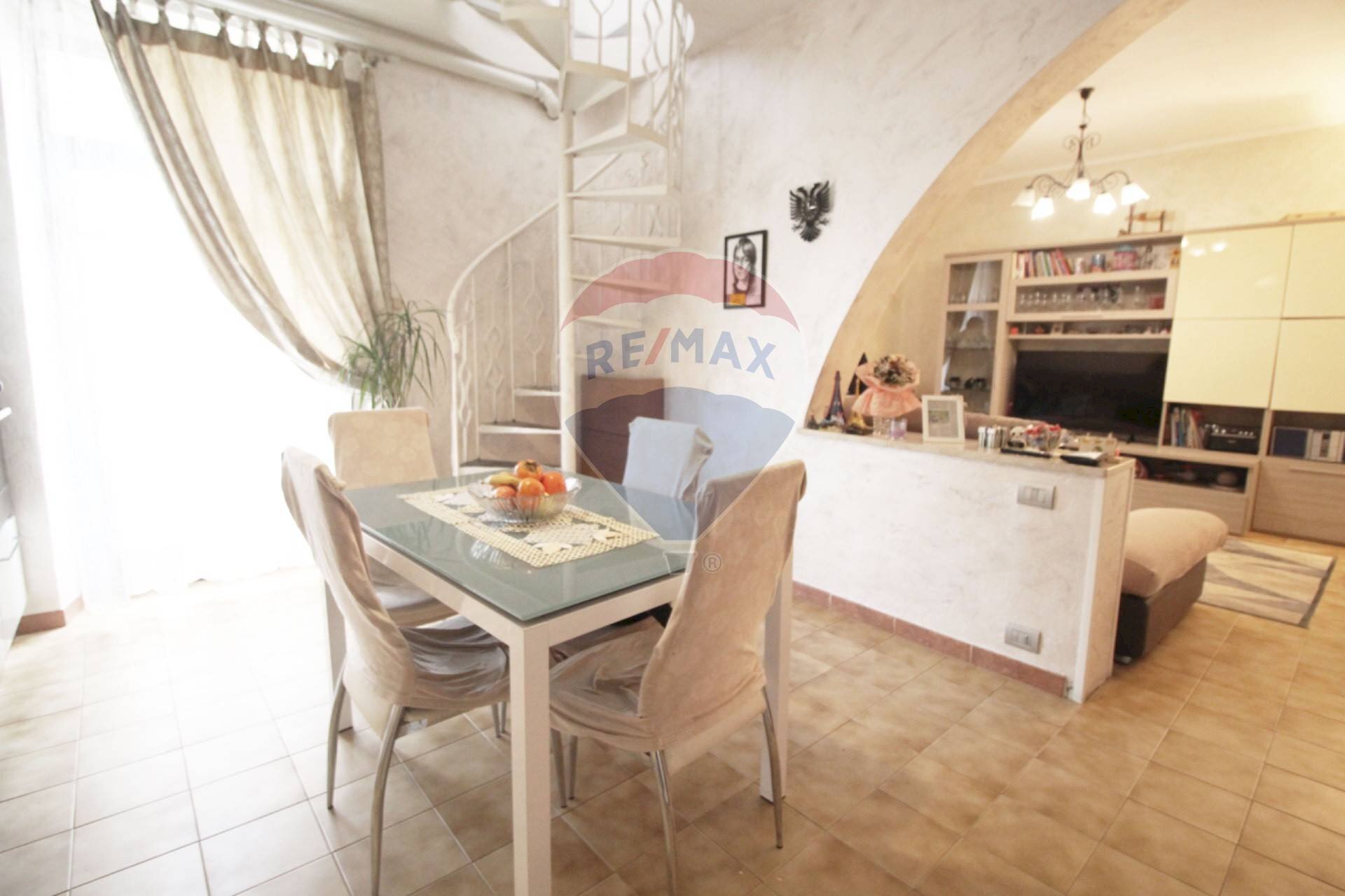 Sala da pranzo - Trilocale Terno d'Isola - foto 1