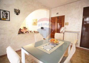 Sala da pranzo - Trilocale Terno d'Isola - foto 3