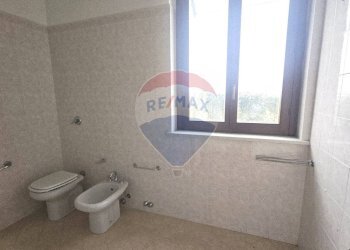 Bagno - Casa semi indipendente Via Arturo Toscanini
 
64, Sannazzaro de' Burgondi - foto 12