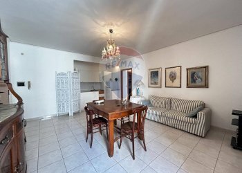 Sala da pranzo - Trilocale Via Zara
 
3, Vieste - foto 7