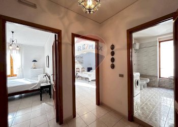 Hall / corridoio - Trilocale Via Zara
 
3, Vieste - foto 9