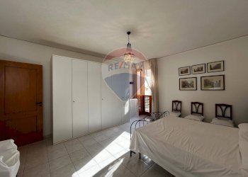 Camera / camera da letto - Trilocale Via Zara
 
3, Vieste - foto 14