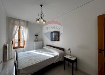 Camera / camera da letto - Trilocale Via Zara
 
3, Vieste - foto 16