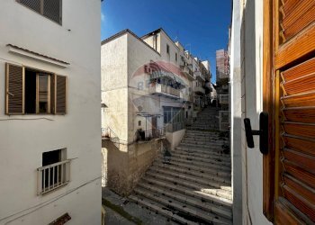 Edificio all\'aperto - Trilocale Via Zara
 
3, Vieste - foto 22