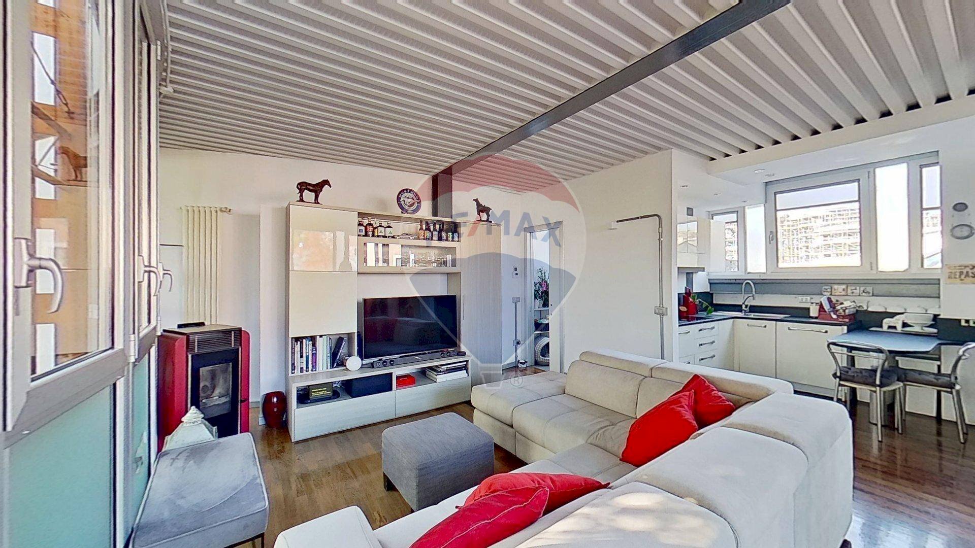 Sala da pranzo - Loft VIA CESARE BALBO
 
32, Legnano - foto 2