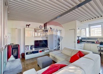 Sala da pranzo - Loft VIA CESARE BALBO
32, Legnano - foto 2