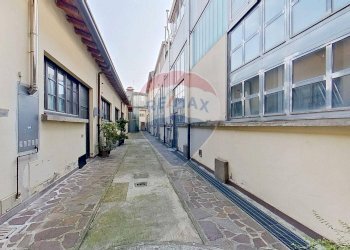 Edificio all\'aperto - Loft VIA CESARE BALBO
32, Legnano - foto 32