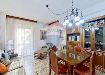 Sala da pranzo - Bilocale VIA SANTA CATERINA
 
37, Legnano - foto 10