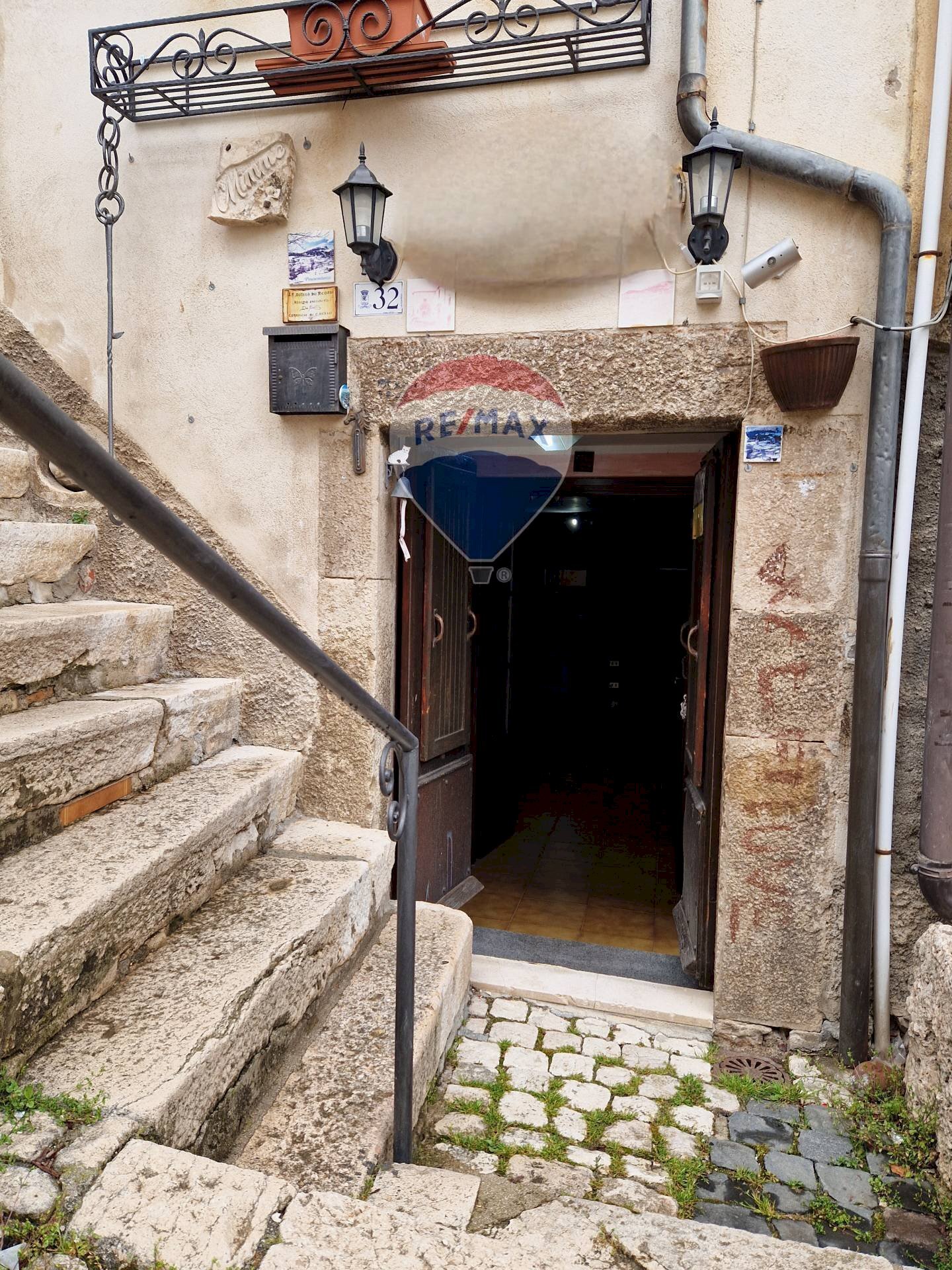 Scale - Negozio Corso Roma
 
34, Pescocostanzo - foto 2