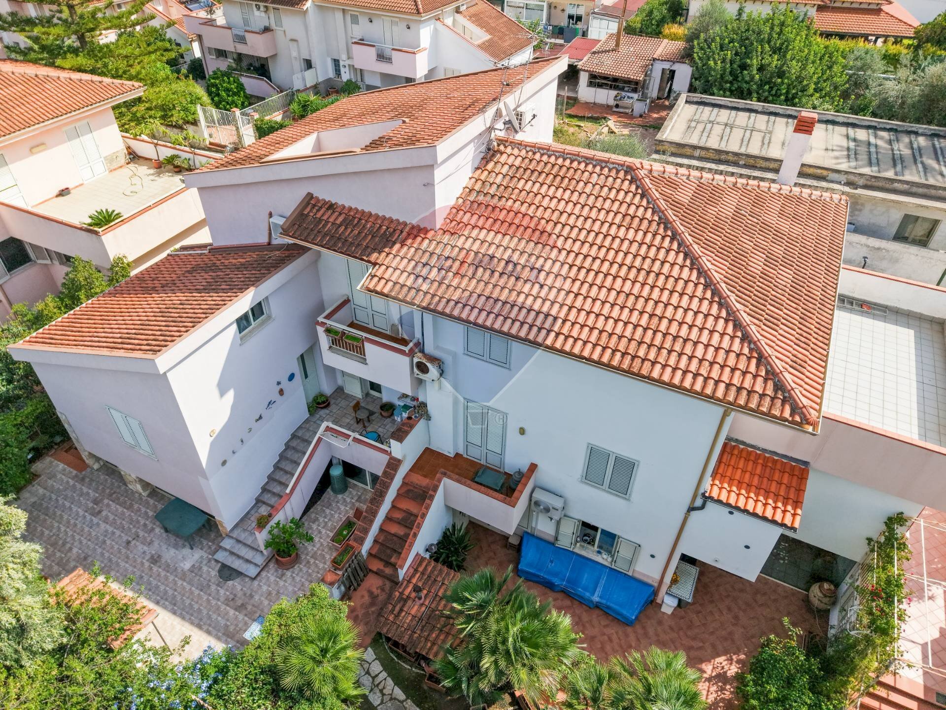 Edificio all\'aperto - Casa indipendente Palermo - foto 1