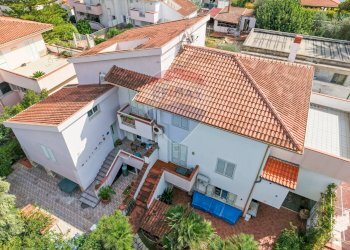 Edificio all\'aperto - Independent house Palermo - photo 1