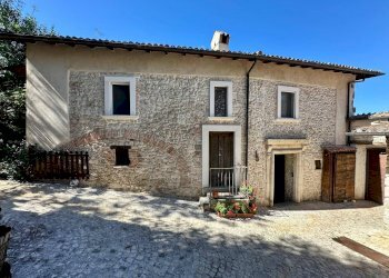 Foto 1 - Rustic Via Madonna del Ponte
 
snc, L'Aquila - photo 1