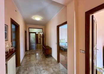 Foto 16 - Villa Via San Demetrio
 
14, Poggio Picenze - foto 16