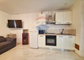 Cucina - Bilocale VIA SAN GIULIO
 
67, Cassano Magnago - foto 3