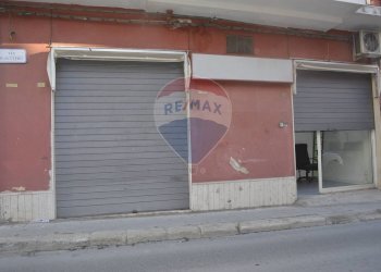 Edificio all\'aperto - Locale Commerciale Via Ruggero Settimo
202/204, Vittoria - foto 4