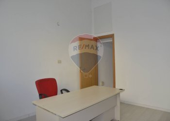 Ufficio - Locale Commerciale Via Ruggero Settimo
202/204, Vittoria - foto 7