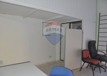 Camera / camera da letto - Locale Commerciale Via Ruggero Settimo
202/204, Vittoria - foto 10