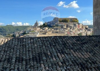 Edificio all\'aperto - Casa indipendente Corso Mazzini
 
218, Ragusa - foto 10