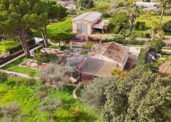 Giardino - Villa C.da Gerardo
 
75 C, Chiaramonte Gulfi - foto 18