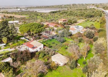 Vista delle montagne - Villa C.da Gerardo
 
75 C, Chiaramonte Gulfi - foto 27