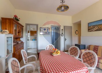 Sala da pranzo - Villa C.da Gerardo
 
75 C, Chiaramonte Gulfi - foto 43