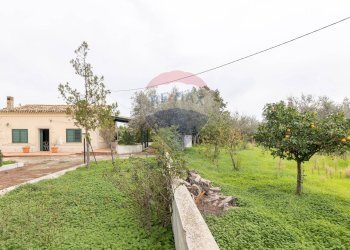 Giardino - Villa C.da Gerardo
 
75 C, Chiaramonte Gulfi - foto 60