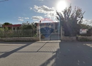 Terrazza - Villa Via Guatemala
 
1, Vittoria - foto 1