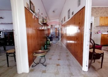 Hall / corridoio - Villa Via Guatemala
 
1, Vittoria - foto 16