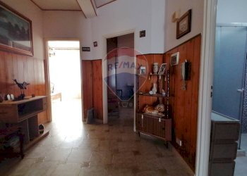 Hall / corridoio - Villa Via Guatemala
 
1, Vittoria - foto 17