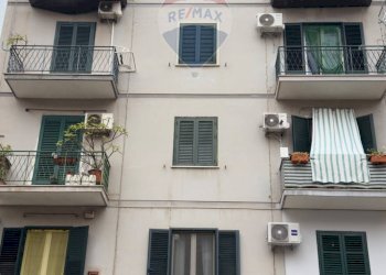 Edificio all\'aperto - Trilocale Via Alaimo Da Lentini
 
20, Palermo - foto 2