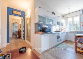 Angolo cottura - Quadrilocale viale Roma, 167, Pietrasanta - foto 7