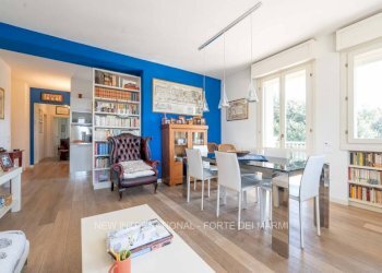 Soggiorno - Four-room apartment viale Roma, 167, Pietrasanta - photo 12