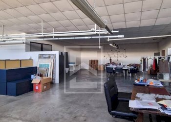 Foto 7 - Capannone strada mantova
 
60, Marmirolo - foto 7