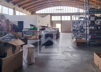 Foto 10 - Capannone strada mantova
 
60, Marmirolo - foto 10